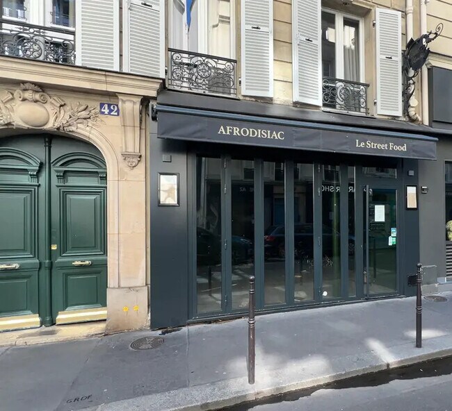 Plus de détails pour Local commercial à louer
