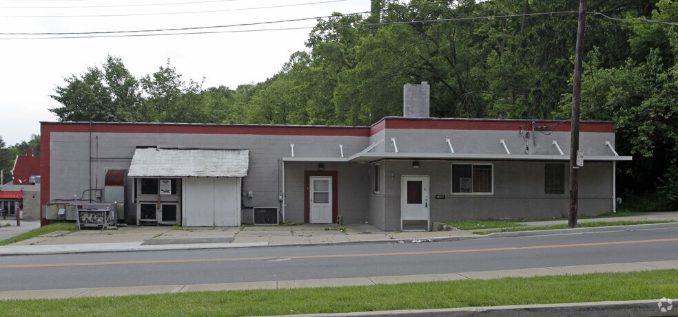 2356 Wyoming Ave, Cincinnati, OH à louer - Photo de l’immeuble – Image 2 sur 2