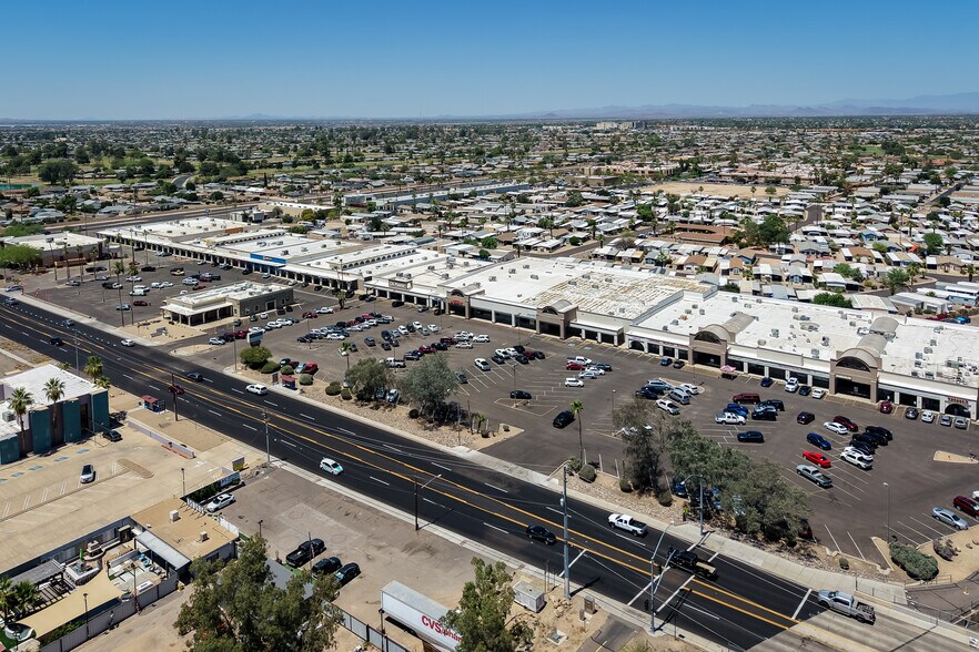 9750 W Peoria Ave, Peoria, AZ à louer - Photo de l’immeuble – Image 2 sur 20