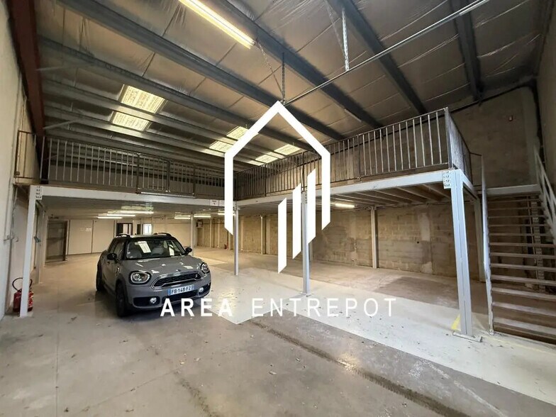 Local d'activités dans Marseille à vendre - Photo intérieure – Image 1 sur 12