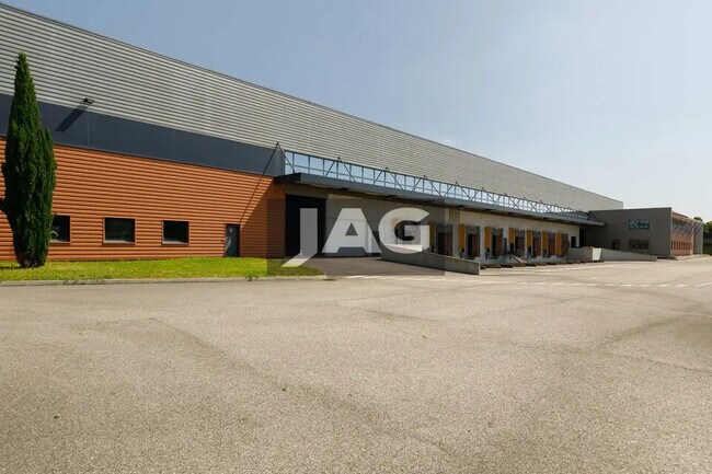 Plus de détails pour Bureau, Industriel/Logistique à louer