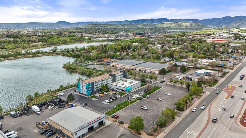 12100 W 44th Ave, Wheat Ridge, CO à vendre - Photo de l’immeuble – Image 3 sur 16