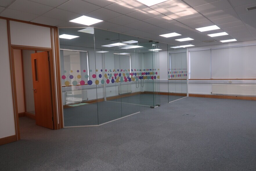 Grove Ct, Enderby à louer - Photo intérieure – Image 2 sur 2