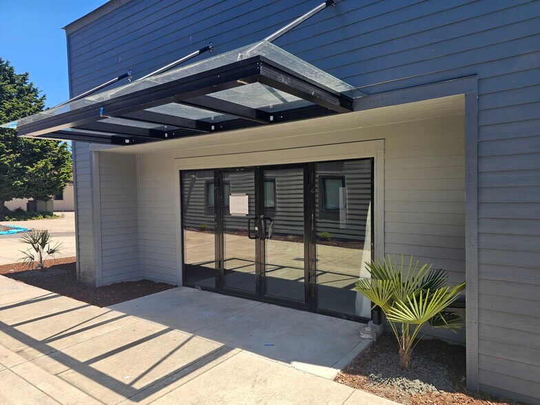 206 & 210 Tumwater Blvd SW, Tumwater, WA à louer - Photo de l’immeuble – Image 2 sur 37