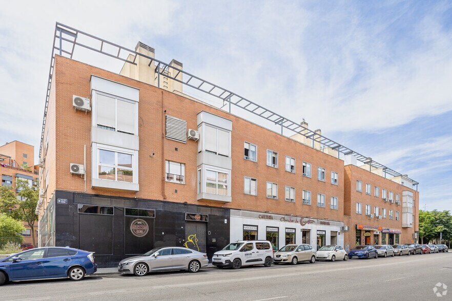 Calle De Las Alas, 23-29, Madrid, Madrid à louer - Photo de l’immeuble – Image 2 sur 4