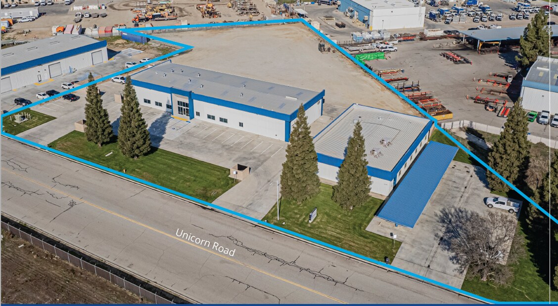 Two (2) Office/Warehouse Buildings portefeuille de 2 biens à vendre sur LoopNet.fr Photo principale– Image 1 sur 12