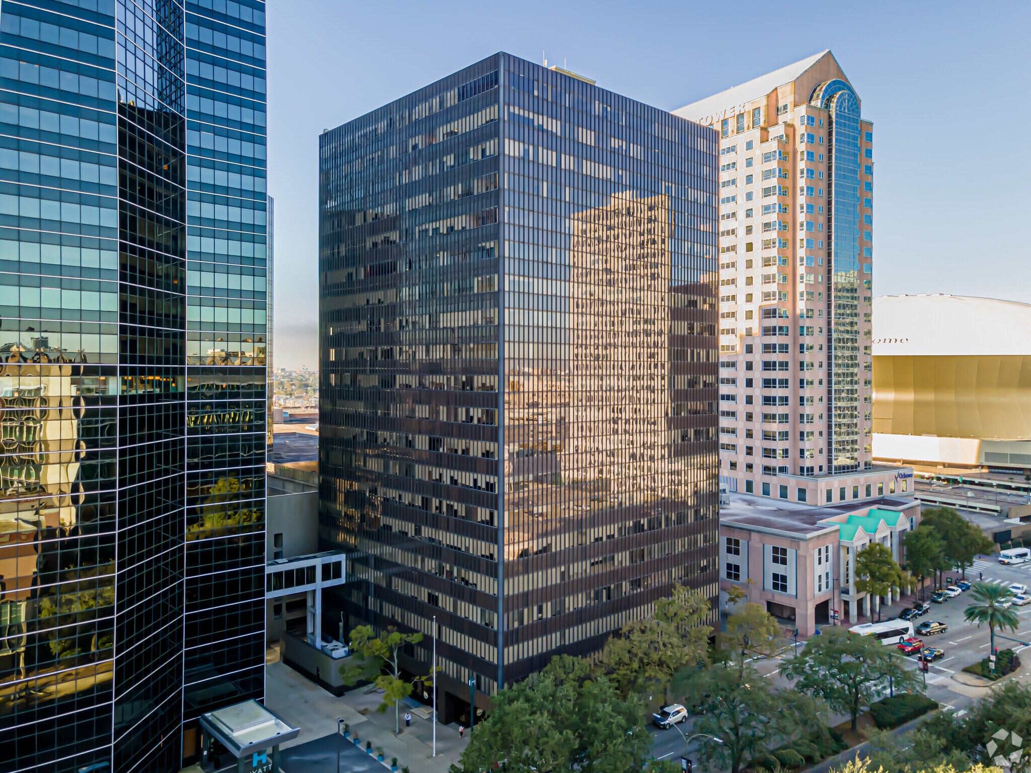 1340 Poydras St, New Orleans, LA à louer Photo principale– Image 1 sur 26