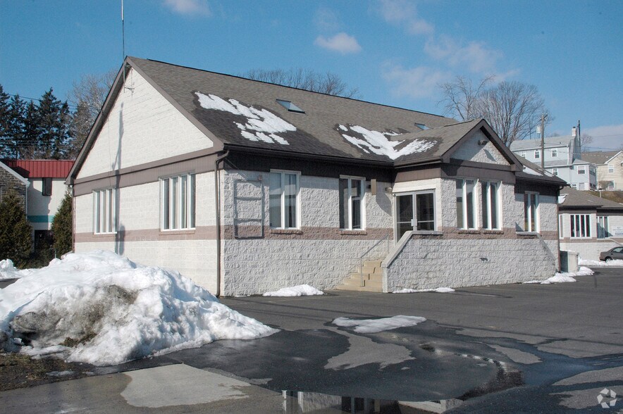 827 Glenside Ave, Wyncote, PA à vendre - Photo de l’immeuble – Image 3 sur 7