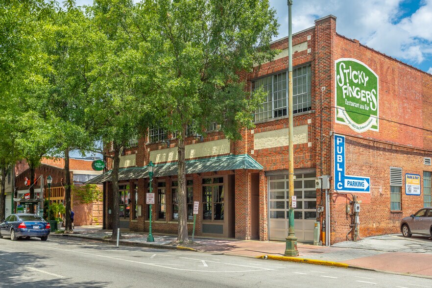 420 Broad St, Chattanooga, TN à louer - Photo de l’immeuble – Image 2 sur 22