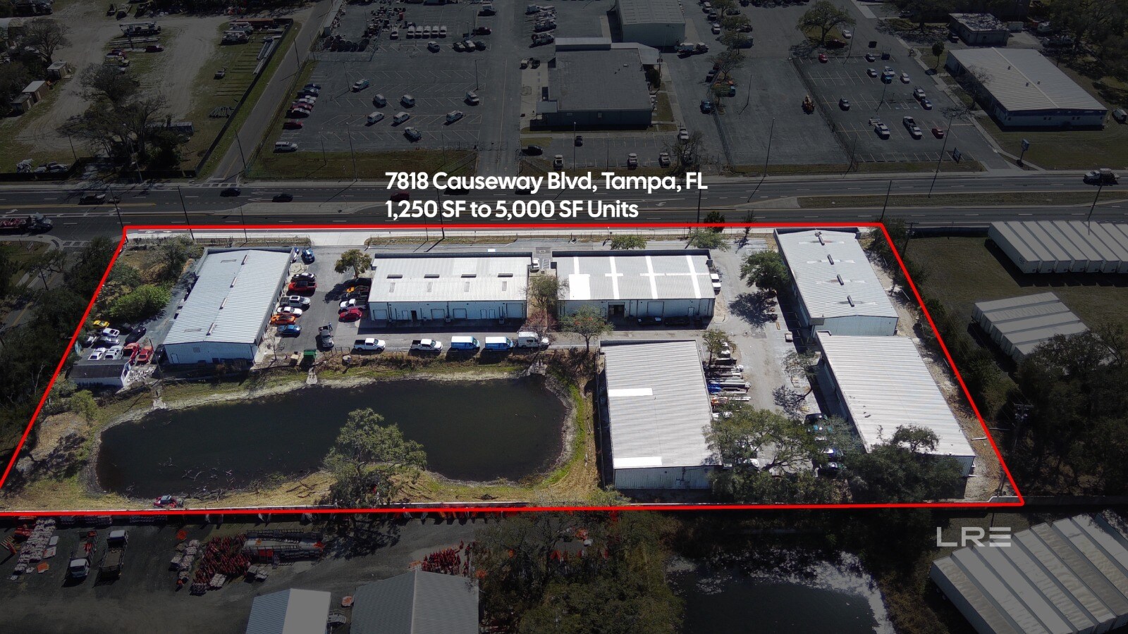 7818 Causeway Blvd, Tampa, FL à louer Photo de l’immeuble– Image 1 sur 8