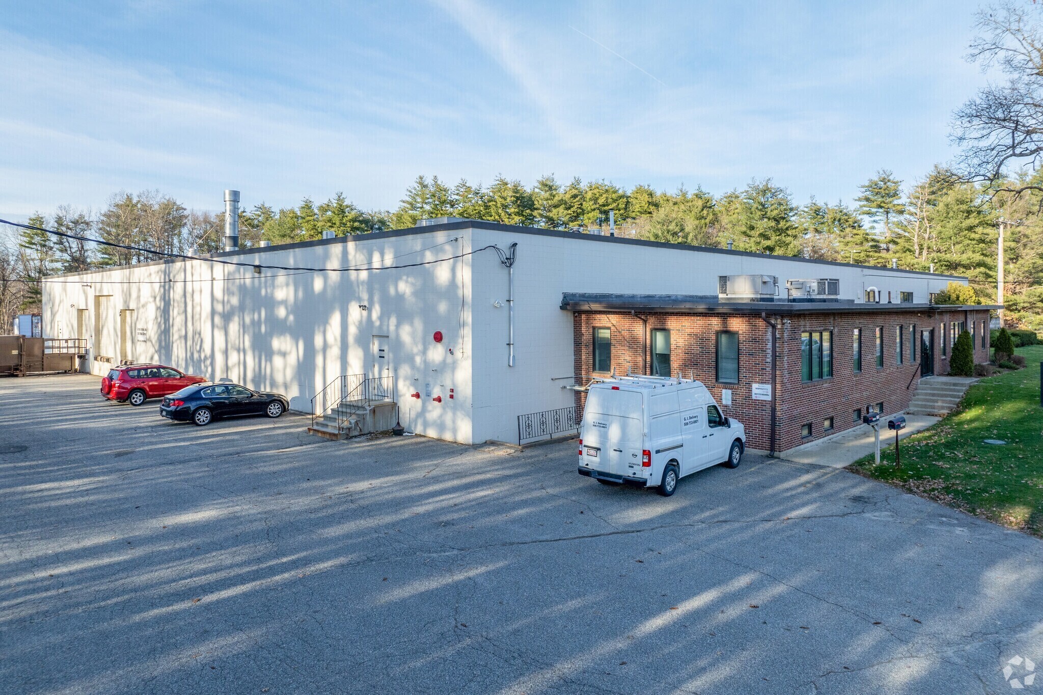 560 Main St, Hudson, MA à louer Photo principale– Image 1 sur 8