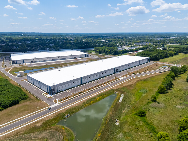 7697 Robinett Way, Canal Winchester, OH à louer - Photo de l’immeuble – Image 2 sur 6