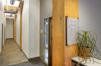 404 NW 10th Ave, Portland, OR à louer Photo intérieure– Image 1 sur 6