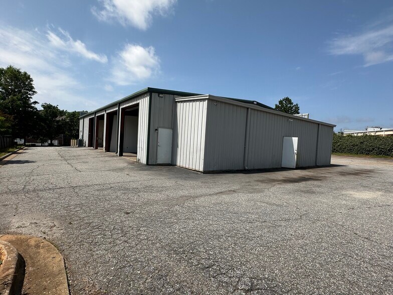 7560 Kayne Blvd, Columbus, GA à louer - Photo de l’immeuble – Image 3 sur 7