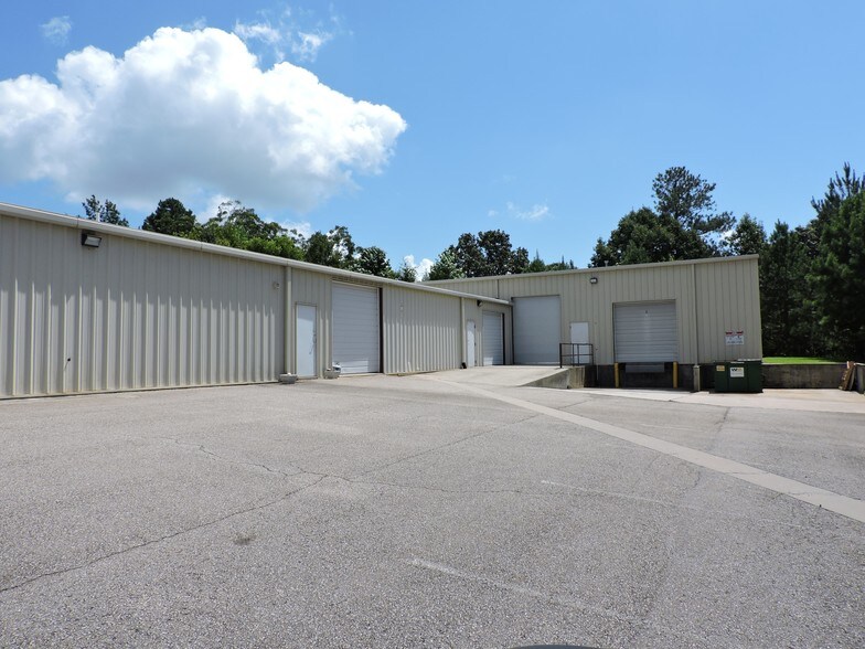 3743 Old Flowery Branch Rd, Oakwood, GA à louer - Photo de l’immeuble – Image 3 sur 26