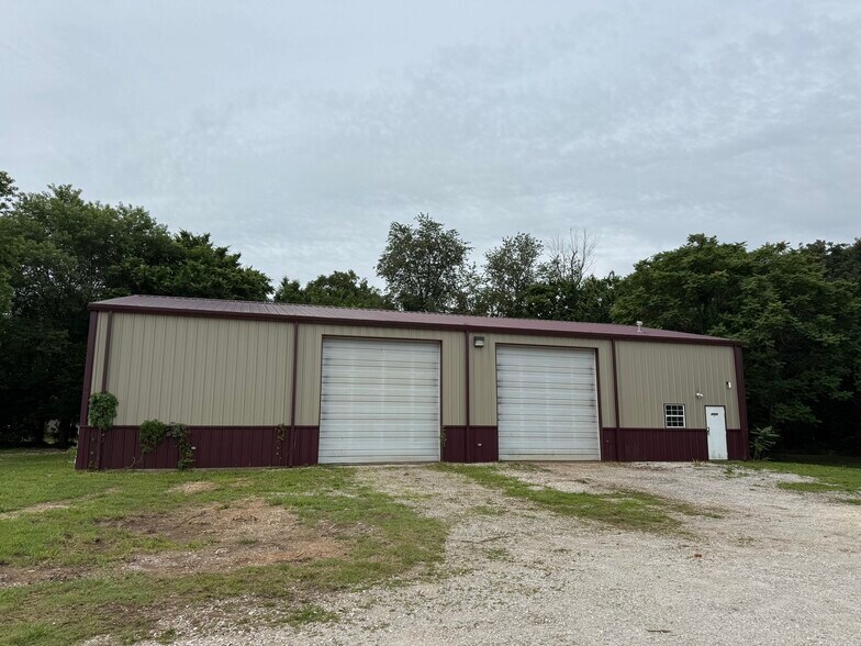 12329 Three Elms Rd, Farmington, AR à louer - Photo de l’immeuble – Image 2 sur 7