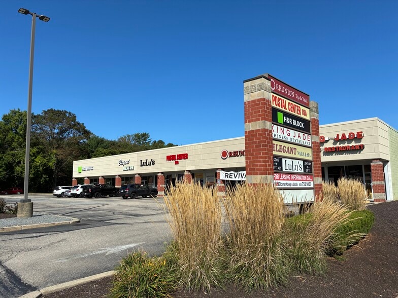1215-1225 Providence Rd, Whitinsville, MA à louer - Photo de l’immeuble – Image 3 sur 9