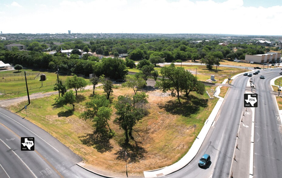 FM 1516, Converse, TX à vendre - Aérien – Image 3 sur 5