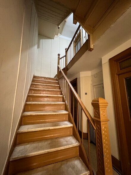 3149 33rd St, Astoria, NY à vendre - Photo de l’immeuble – Image 2 sur 18