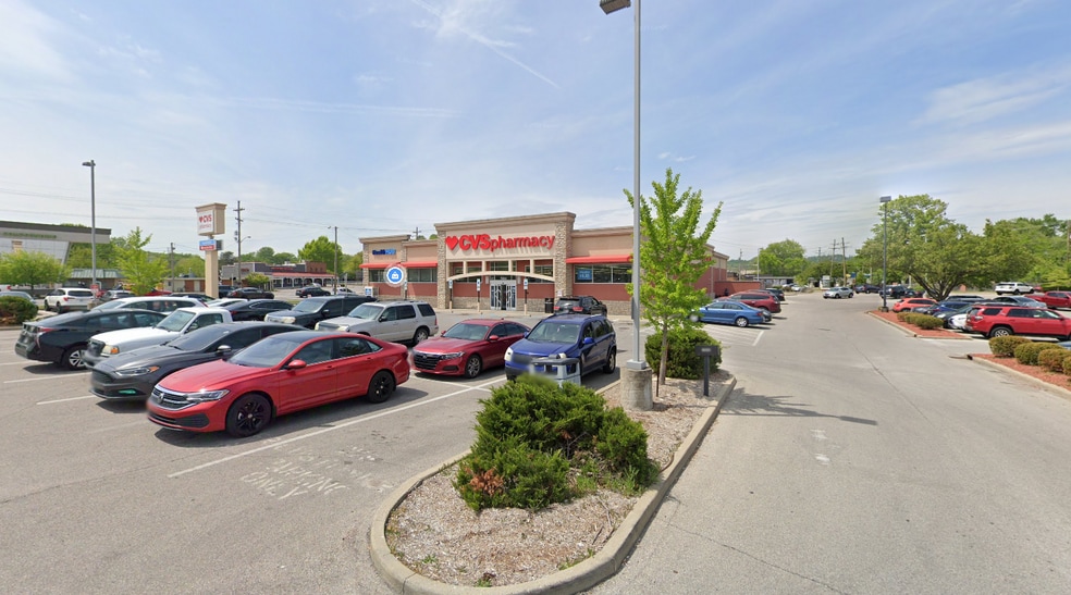 1950 State St, New Albany, IN à vendre - Photo de l’immeuble – Image 1 sur 2