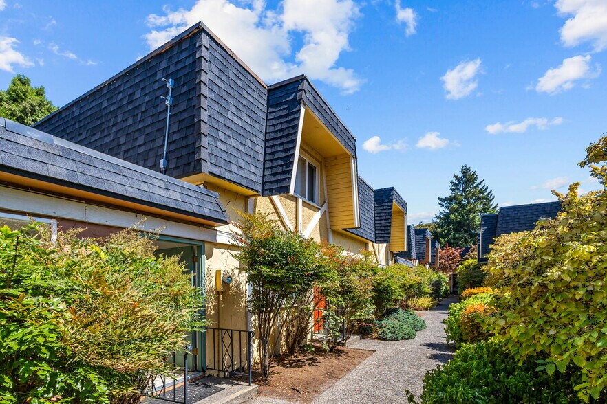 540 Polk St, Eugene, OR à vendre - Photo de l’immeuble – Image 1 sur 37