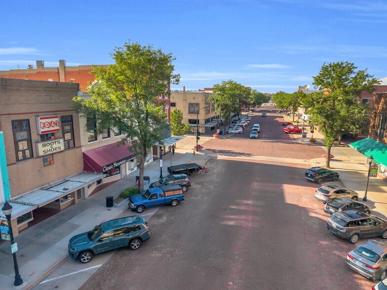 2118 Central Ave, Kearney, NE à vendre - Photo de l’immeuble – Image 3 sur 38