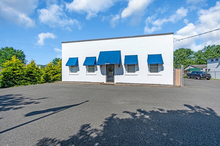 1829 Old Mill Rd, Belmar, NJ à vendre - Photo de l’immeuble – Image 3 sur 42