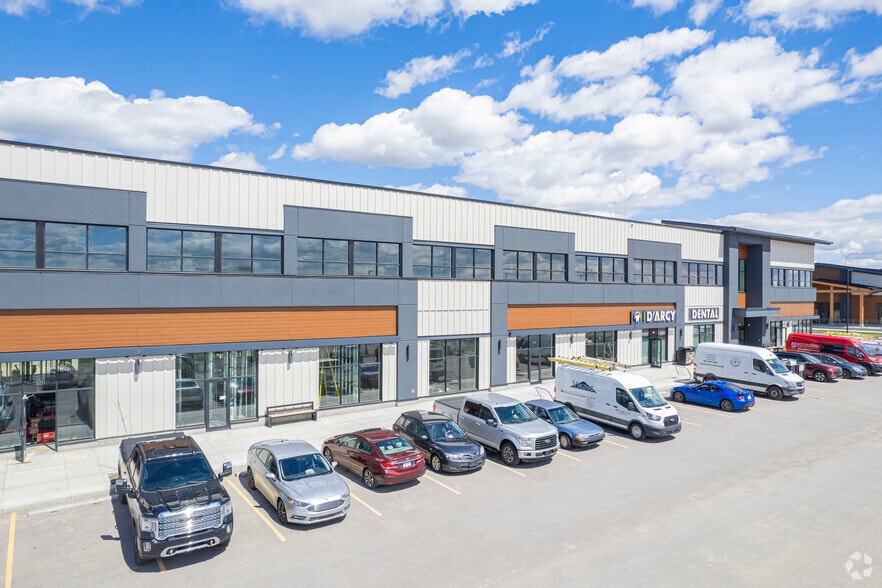 258 Northridge Drive Okotoks, Okotoks, AB à louer - Photo de l’immeuble – Image 1 sur 3