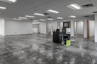 1301 Corporate Center Dr, Eagan, MN à louer Photo intérieure– Image 1 sur 6