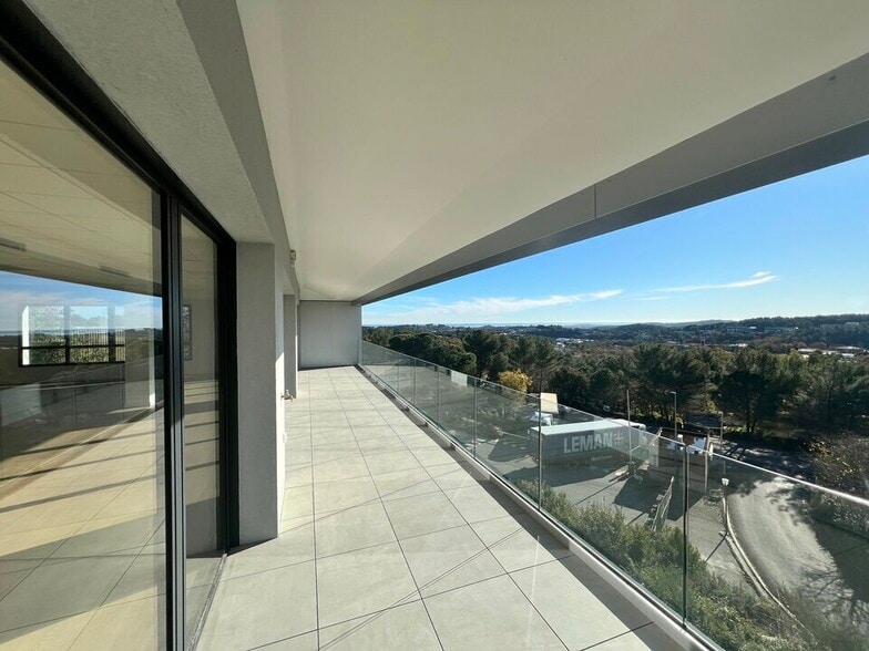 2881 Route Des Cretes, Valbonne à louer - Photo de l’immeuble – Image 3 sur 25