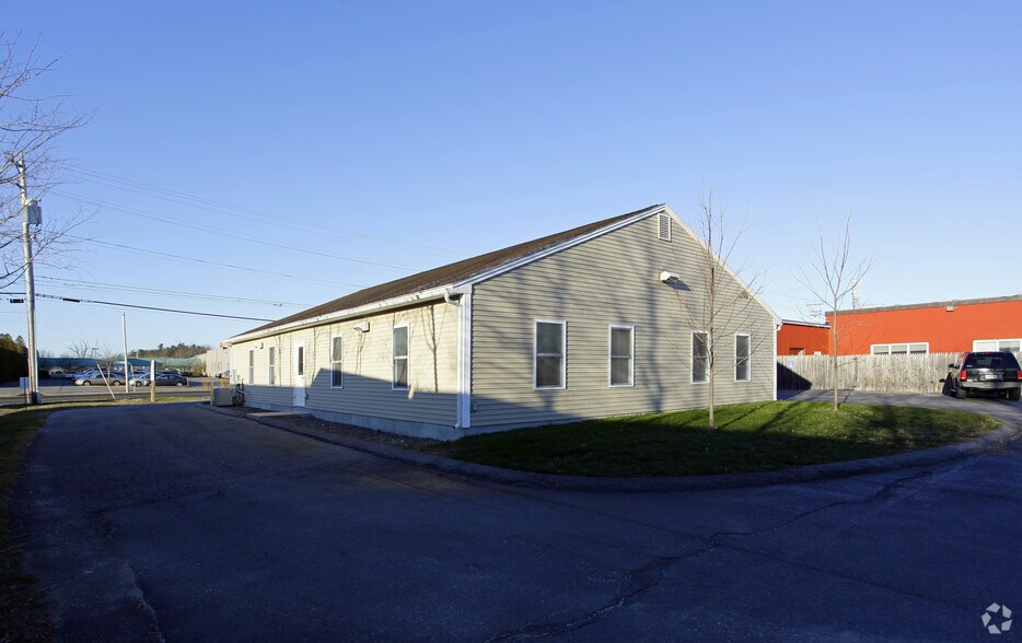 62 Darling Ave, South Portland, ME à vendre - Photo principale – Image 1 sur 2
