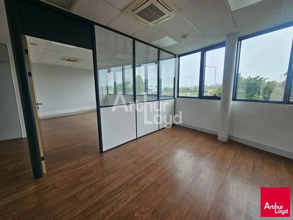 Bureau dans Angers à louer Photo de l’immeuble– Image 1 sur 5