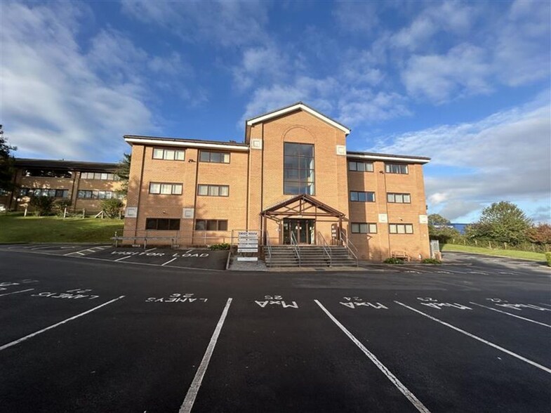 61 Longbridge Rd, Plymouth à louer - Photo de l’immeuble – Image 2 sur 5