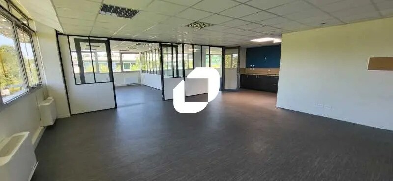 Bureau dans Pessac à louer - Photo de l’immeuble – Image 2 sur 14