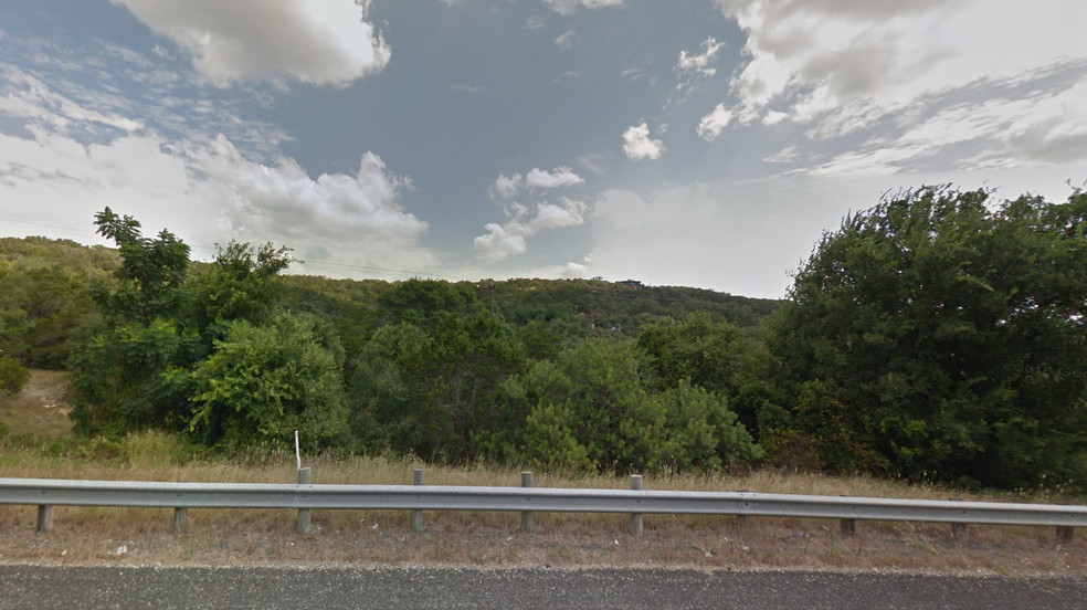 19057 N State Hwy 16, Helotes, TX à louer - Photo de l’immeuble – Image 2 sur 9