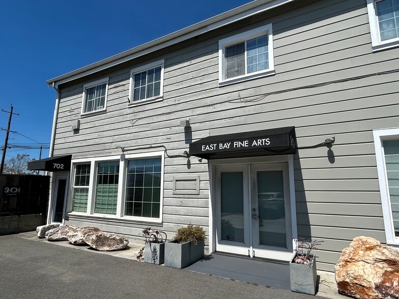 700-706 Gilman St, Berkeley, CA à vendre - Photo principale – Image 1 sur 12
