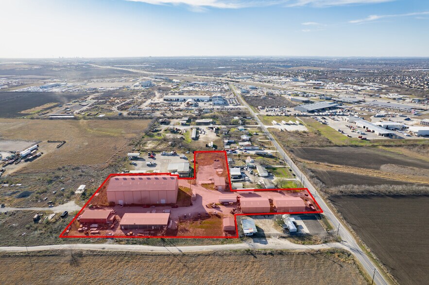 9092 Green Rd, Converse, TX à vendre - Photo de l’immeuble – Image 2 sur 15