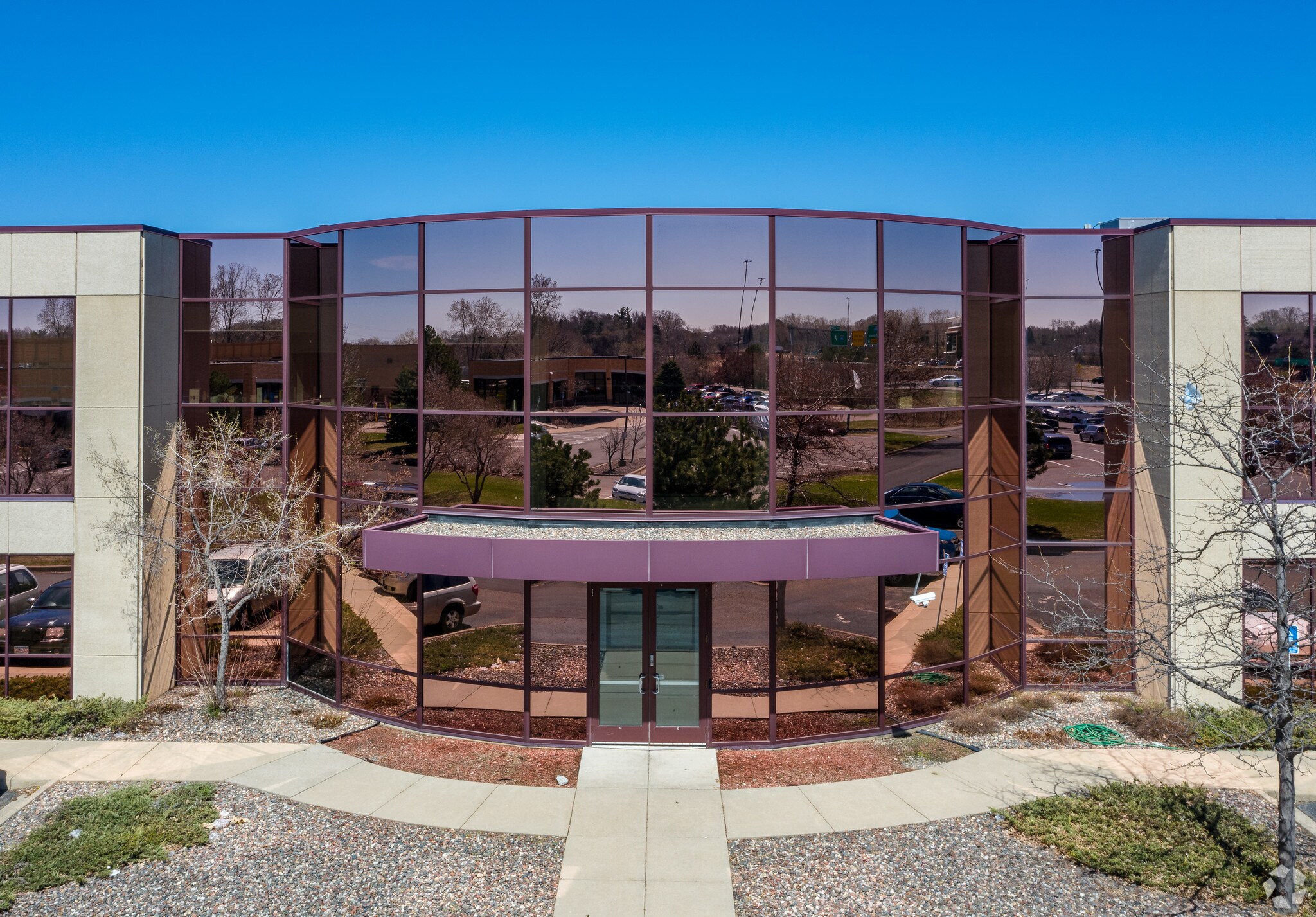 2421 Rosegate, Roseville, MN à louer Photo principale– Image 1 sur 6