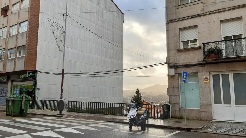 Avenida Ramón Nieto, 94, Vigo, Pontevedra à vendre - Photo de l’immeuble – Image 1 sur 7