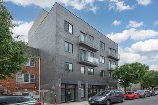 Plus de détails pour 37-13 103rd, Corona, NY - Logement à vendre