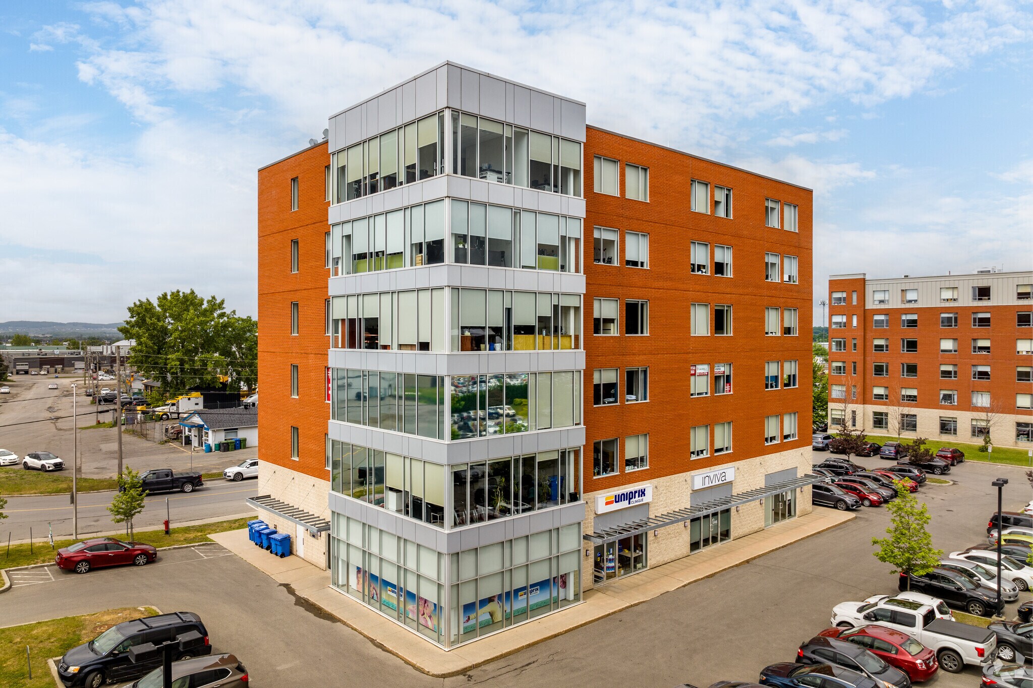 465 Rue Bibeau, St-Eustache, QC à vendre Photo principale– Image 1 sur 6