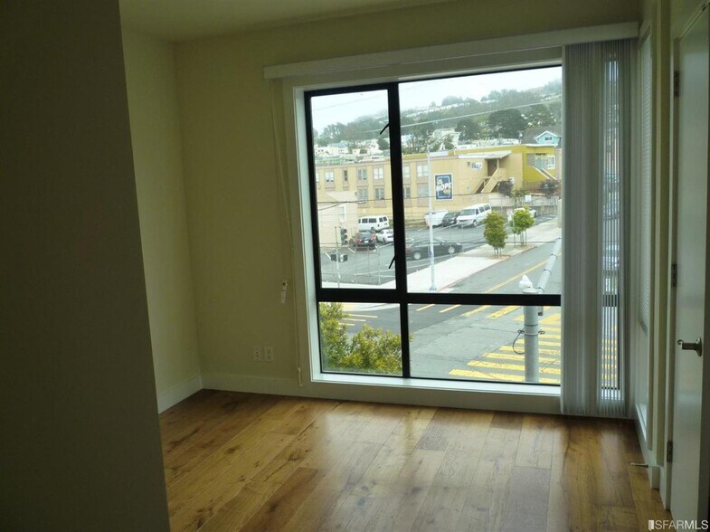 5680 Mission St, San Francisco, CA à vendre - Photo de l’immeuble – Image 2 sur 7