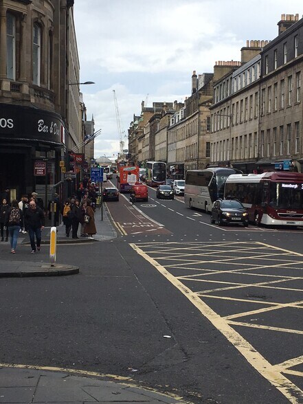 51 South Bridge, Edinburgh à louer - Photo de l’immeuble – Image 3 sur 3