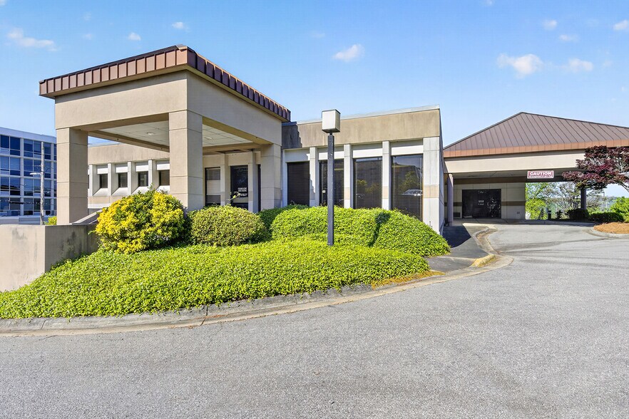 633 19th St, Columbus, GA à louer - Photo de l’immeuble – Image 1 sur 5