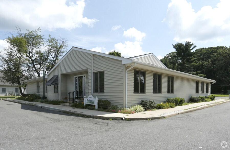 3560 Quakerbridge Rd, Hamilton, NJ à vendre - Photo de l’immeuble – Image 2 sur 6