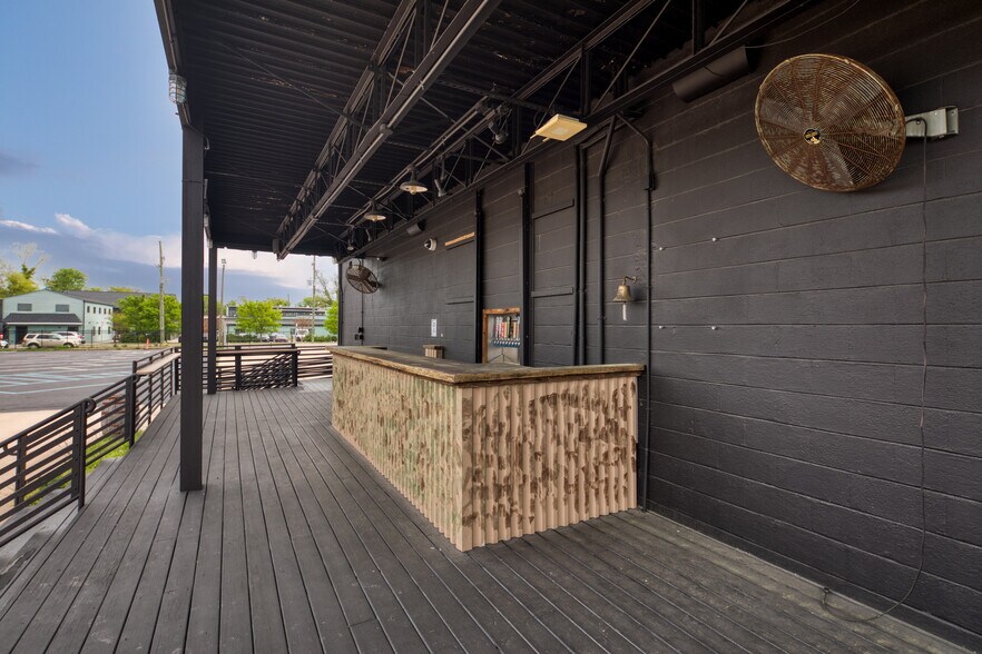 211 W 24th St, Norfolk, VA à vendre - Photo de l’immeuble – Image 2 sur 8