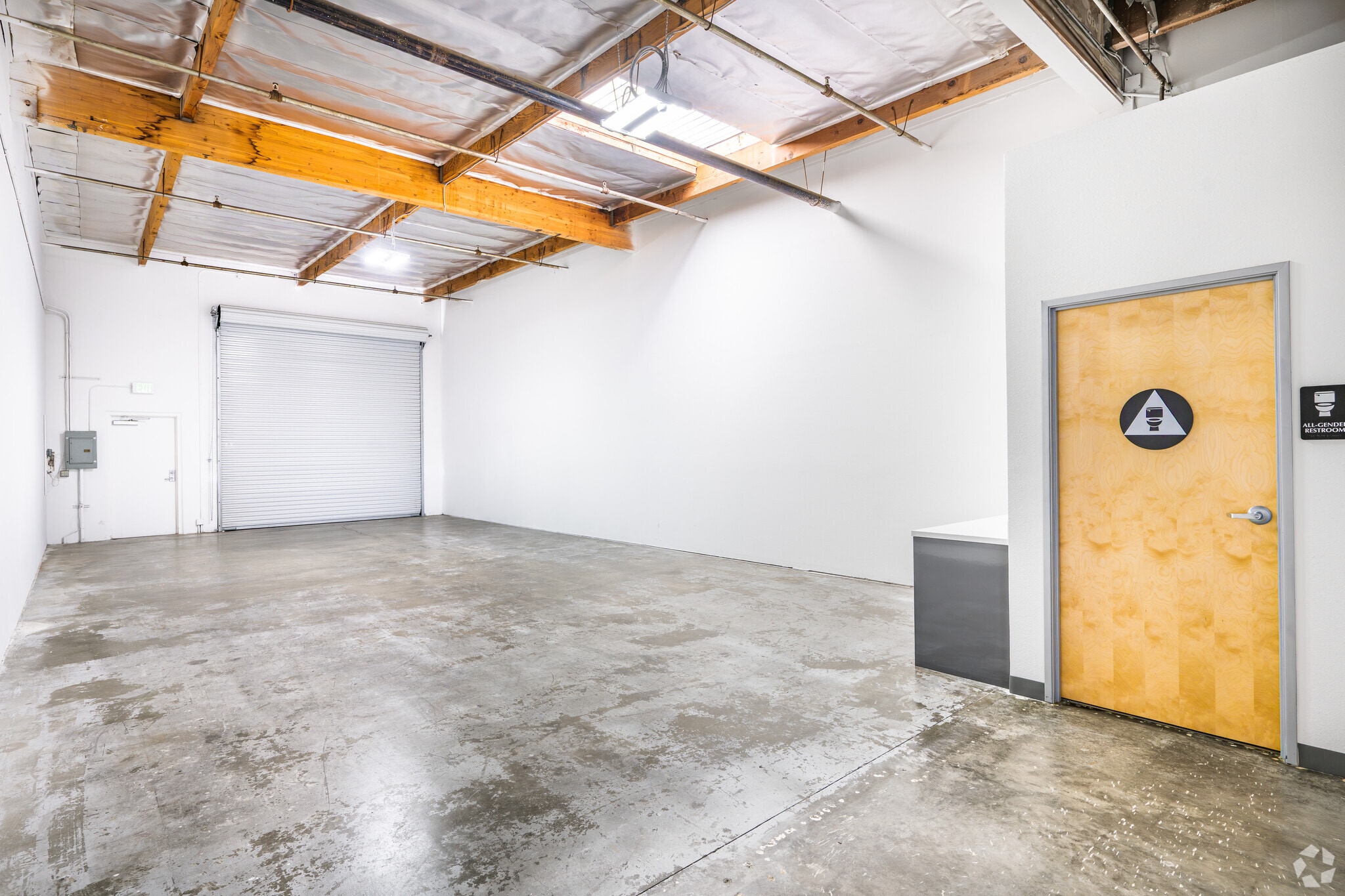 600 S Grand Ave, Santa Ana, CA à louer Photo intérieure– Image 1 sur 2