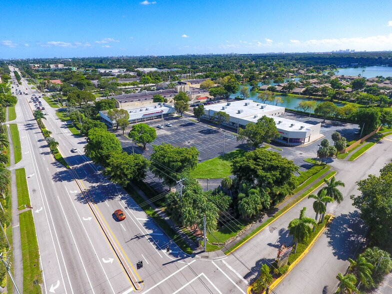 5060-5092 Coconut Creek Pky, Margate, FL à louer - Photo de l’immeuble – Image 3 sur 6