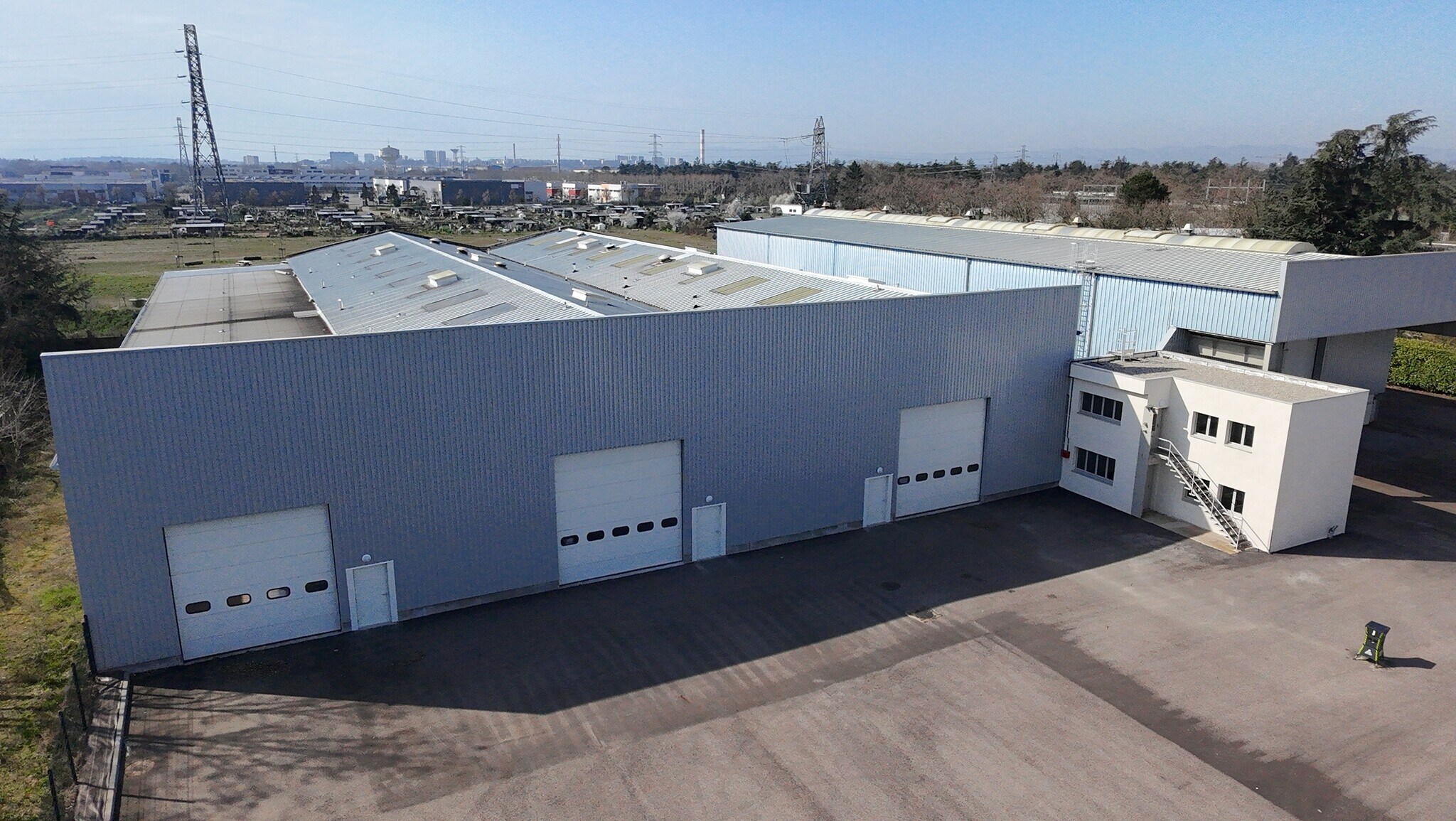 101 Rue du Dauphiné, Saint-Priest à vendre Photo principale– Image 1 sur 12