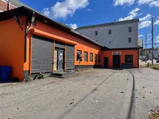 Plus de détails pour 208 BERNON St, Woonsocket, RI - Local commercial à vendre